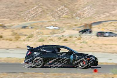 media/Oct-01-2022-Team Topak Racing (Sat) [[f860fb51be]]/2-Inter Low 2/session 1 turn 3/